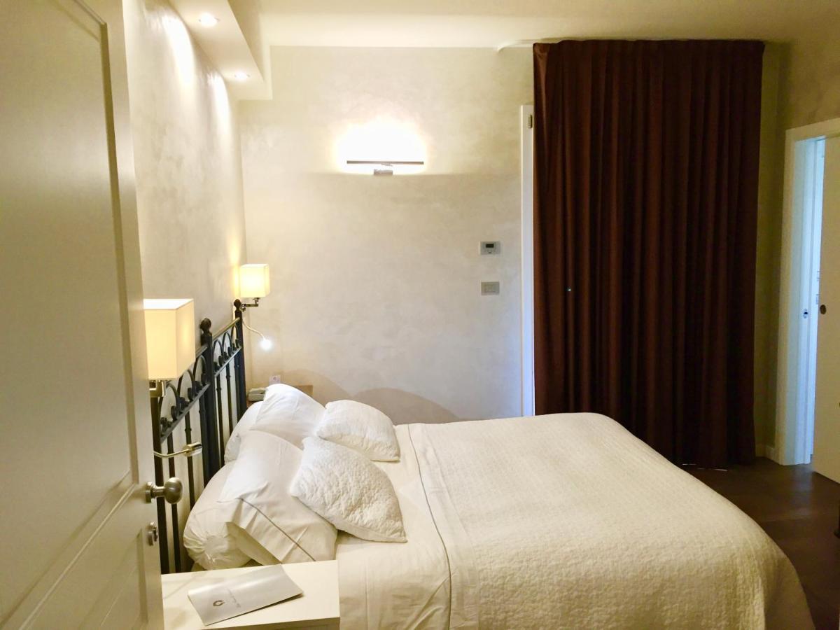 Hotel Ferro Di Cavallo Павулло-нель-Фриньяно Екстер'єр фото