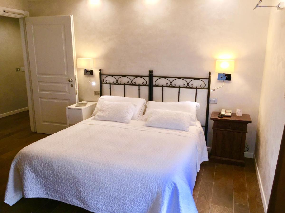 Hotel Ferro Di Cavallo Павулло-нель-Фриньяно Екстер'єр фото